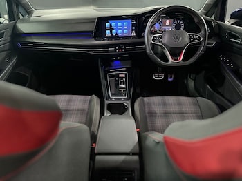 Used Volkswagen Golf 2024 for sale - 77638134: Photo