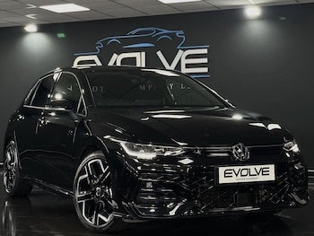 Used Volkswagen Golf 2025 for sale - 77976351: Photo