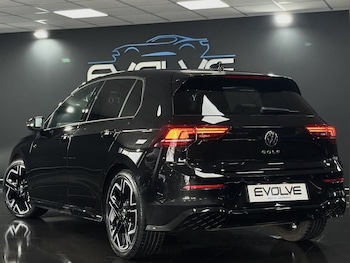 Used Volkswagen Golf 2025 for sale - 77976351: Photo