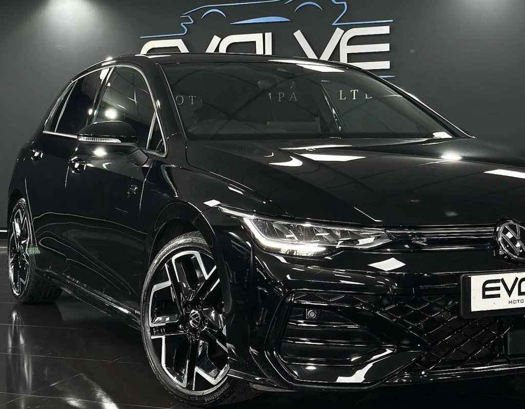 Used Volkswagen Golf 2025 for sale - 77976351: Photo 5