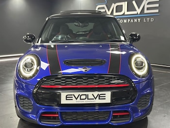 Used MINI Hatch 2019 for sale - 76092723: Photo
