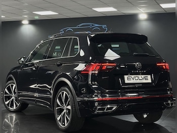 Used Volkswagen Tiguan 2021 for sale - 76210774: Photo 2