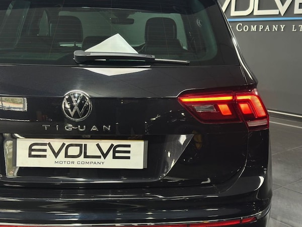 Used Volkswagen Tiguan 2021 for sale - 76210774: Photo 6