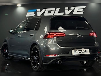 Used Volkswagen Golf 2017 for sale - 79059008: Photo