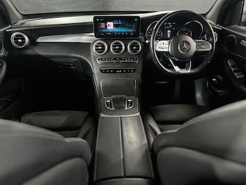 Used Mercedes-Benz GLC 2019 for sale - 77422323: Photo