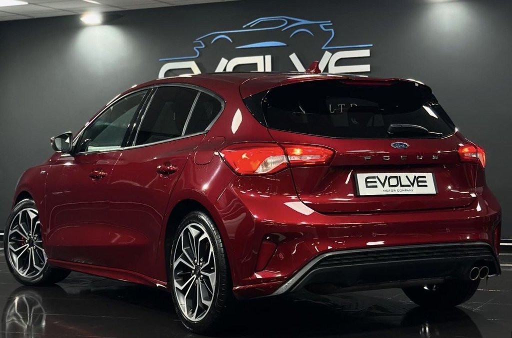 Used Ford Focus 2020 for sale - 76909816: Photo 2