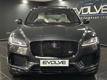 Used Jaguar F-Pace 2019 for sale - 77328348: Photo