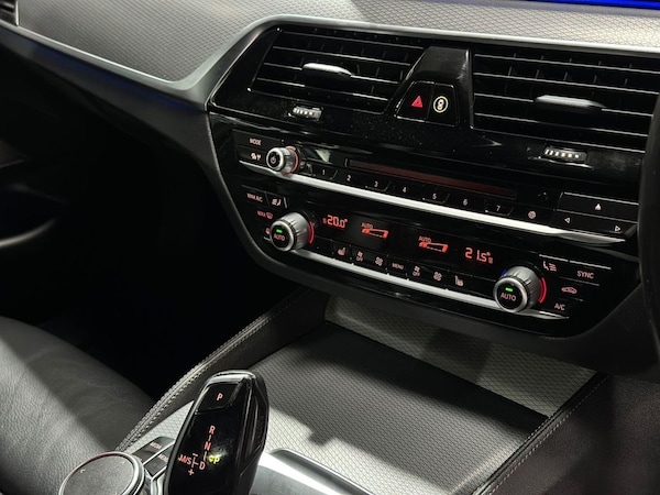 Used BMW 5 Series 2017 for sale - 76261333: Photo 20