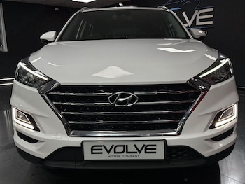 Used Hyundai TUCSON 2018 for sale - 76162850: Photo 4