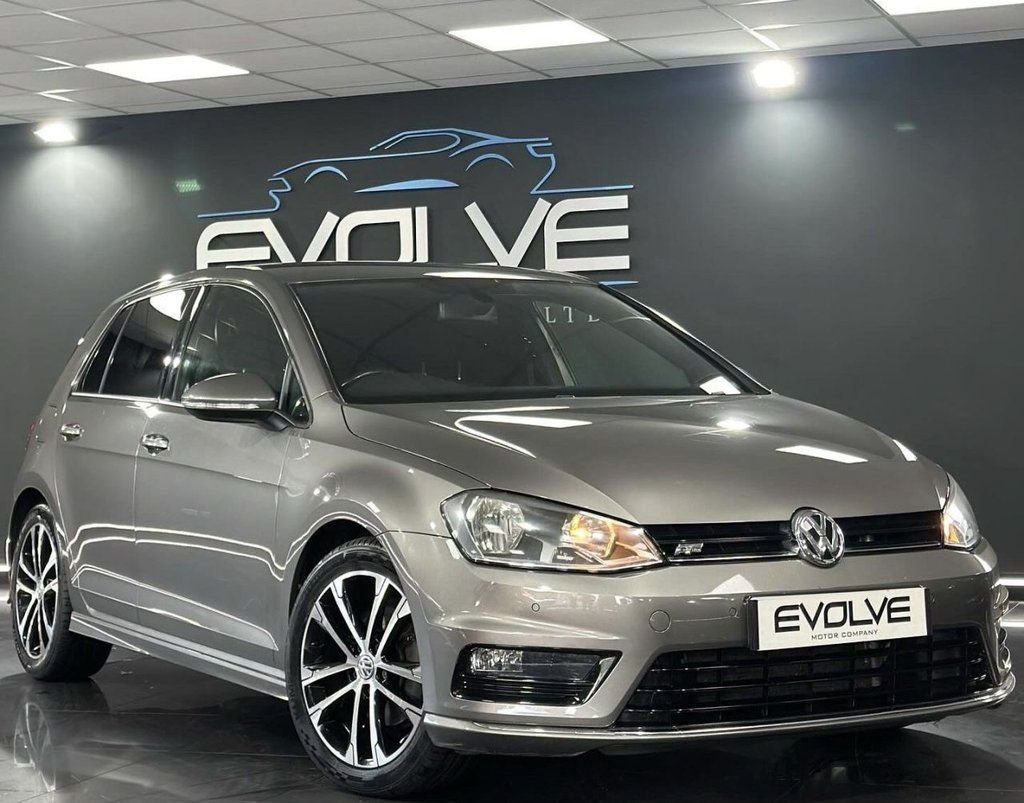 Used Volkswagen Golf 2016 for sale - 76559112: Photo 1