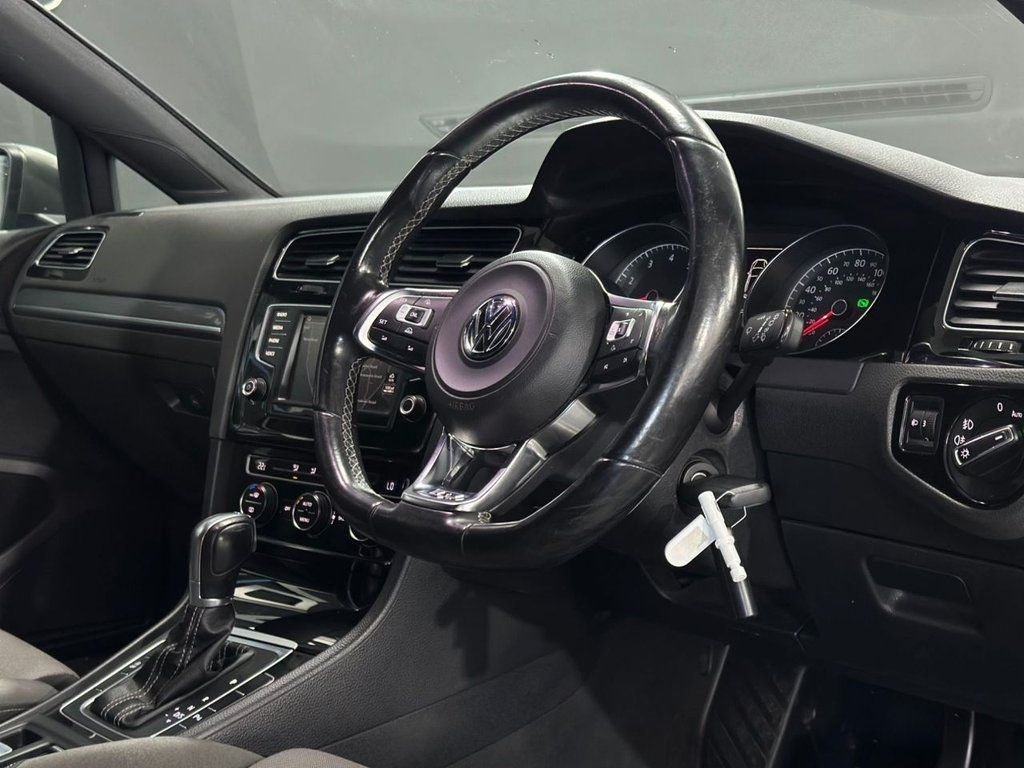 Used Volkswagen Golf 2016 for sale - 76559112: Photo 16