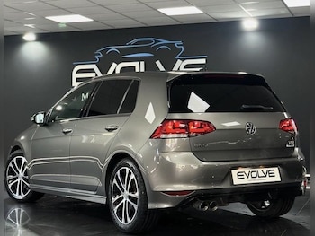 Used Volkswagen Golf 2016 for sale - 76559112: Photo