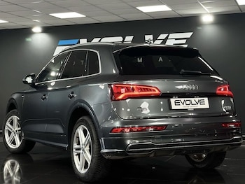 Used Audi Q5 2019 for sale - 78257203: Photo