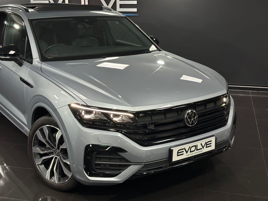 Used Volkswagen Touareg 2023 for sale - 76635479: Photo 12