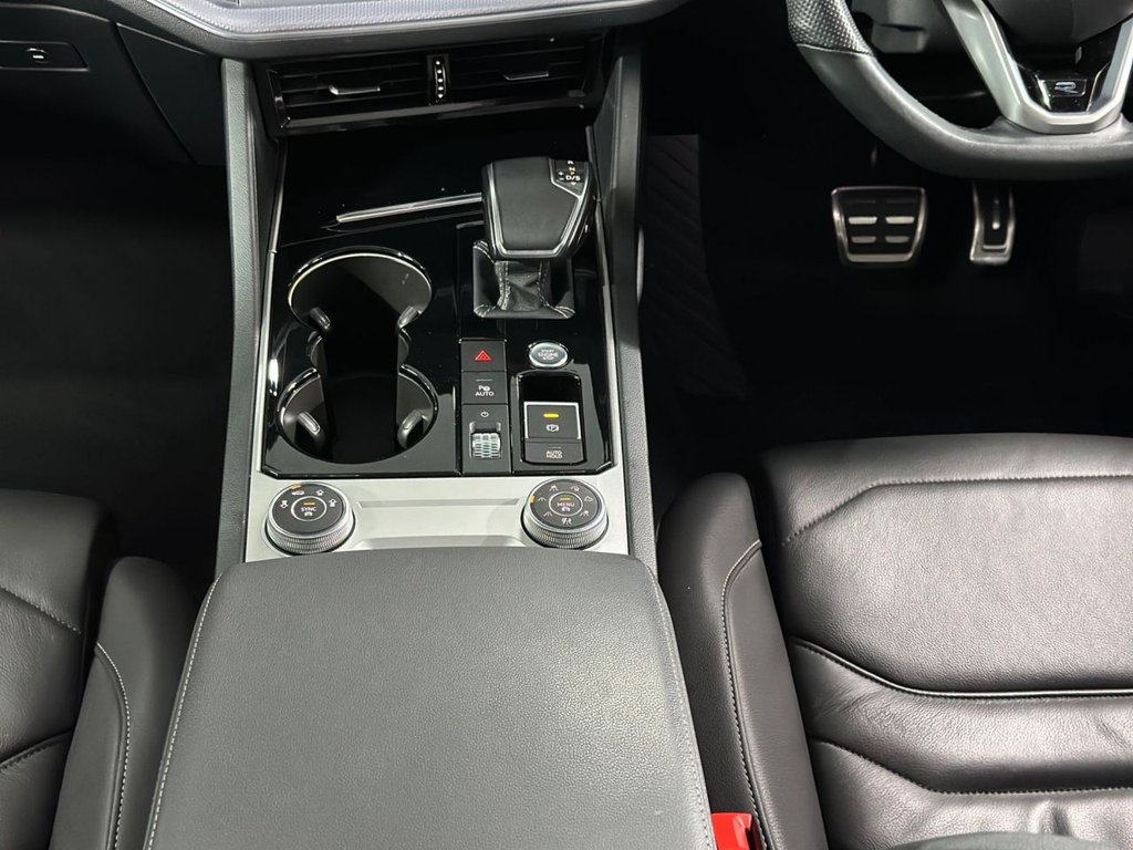 Used Volkswagen Touareg 2023 for sale - 76635479: Photo 23