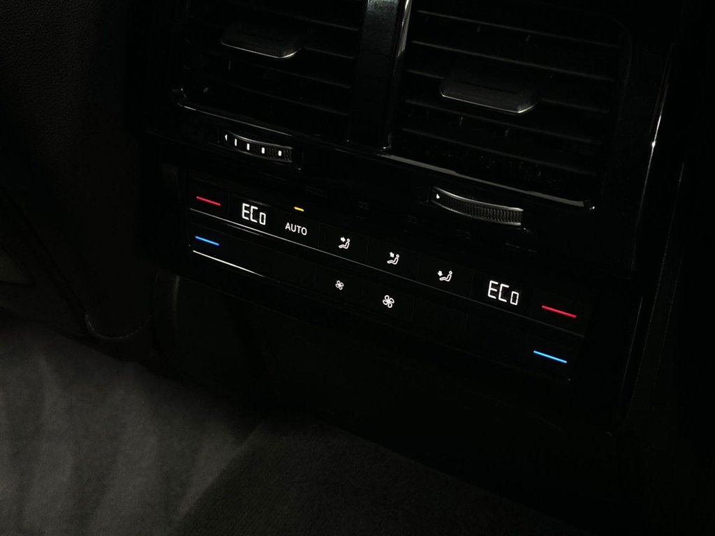 Used Volkswagen Touareg 2023 for sale - 76635479: Photo 29