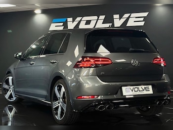 Used Volkswagen Golf 2017 for sale - 79089310: Photo