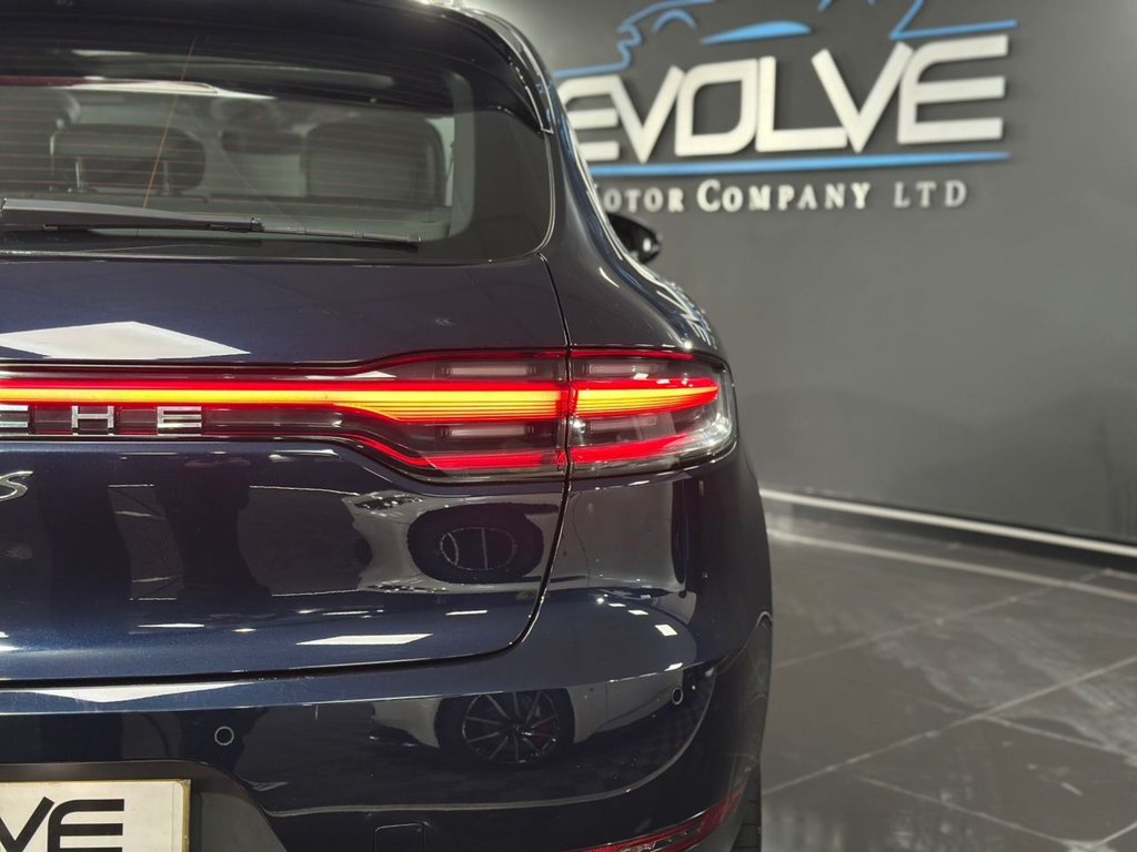 Used Porsche Macan 2019 for sale - 76482323: Photo 10