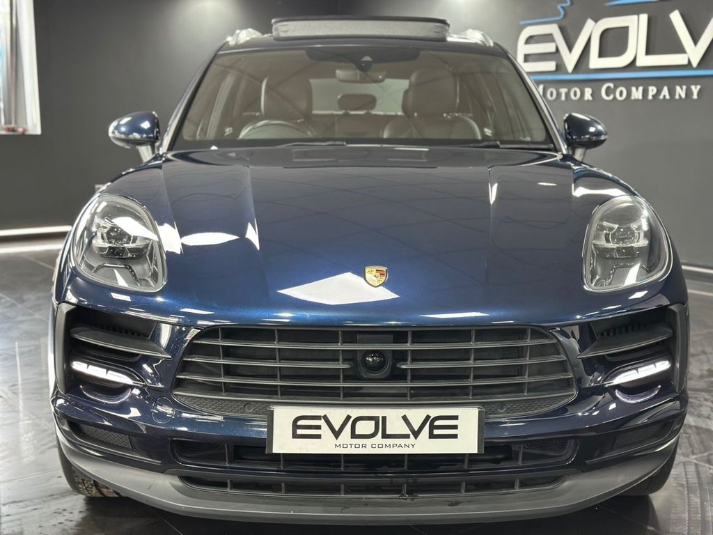 Used Porsche Macan 2019 for sale - 76482323: Photo 3