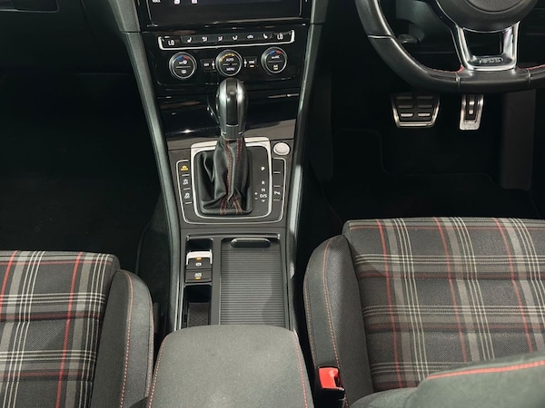 Used Volkswagen Golf 2019 for sale - 75666253: Photo 23