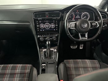 Used Volkswagen Golf 2019 for sale - 75666253: Photo