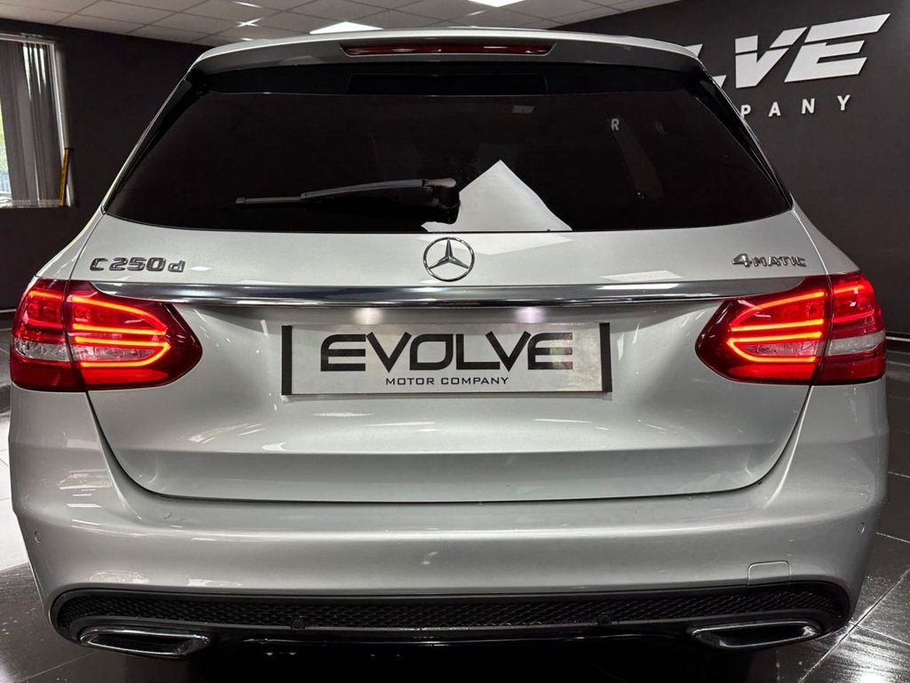 Used Mercedes-Benz C Class 2018 for sale - 78200489: Photo 5