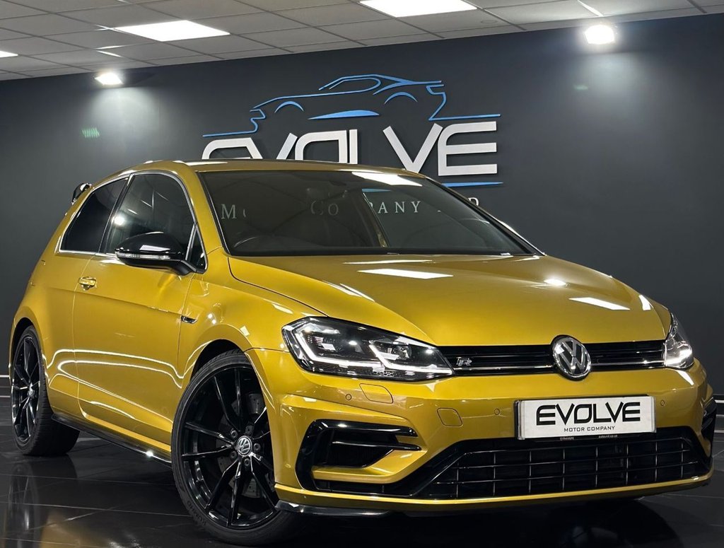 Used Volkswagen Golf 2018 for sale - 76481825: Photo 1