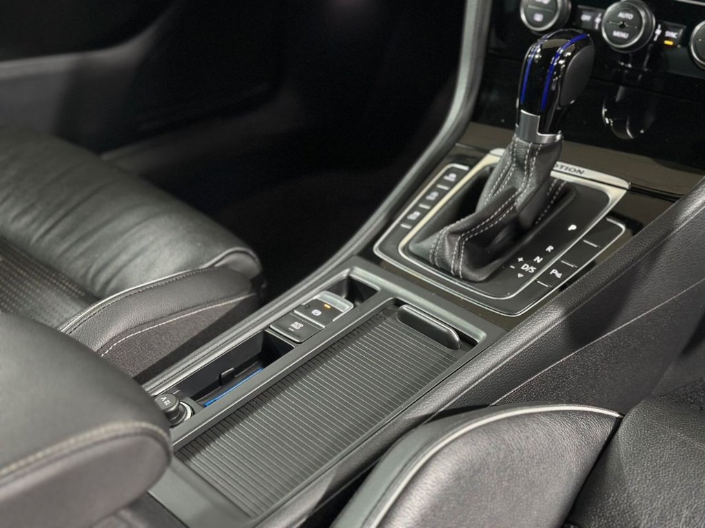 Used Volkswagen Golf 2018 for sale - 76481825: Photo 25