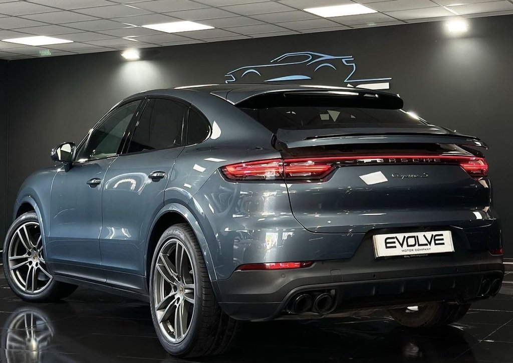 Used Porsche Cayenne 2019 for sale - 76962438: Photo 2