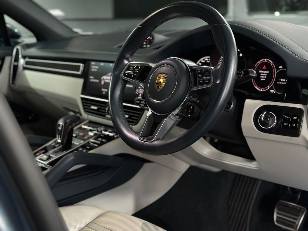 Used Porsche Cayenne 2019 for sale - 76962438: Photo 20