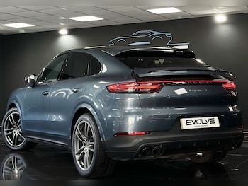 Used Porsche Cayenne 2019 for sale - 76962438: Photo