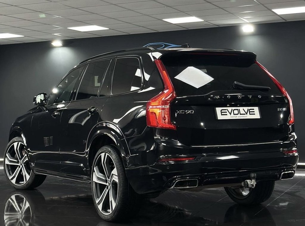 Used Volvo XC90 2020 for sale - 75901892: Photo 2