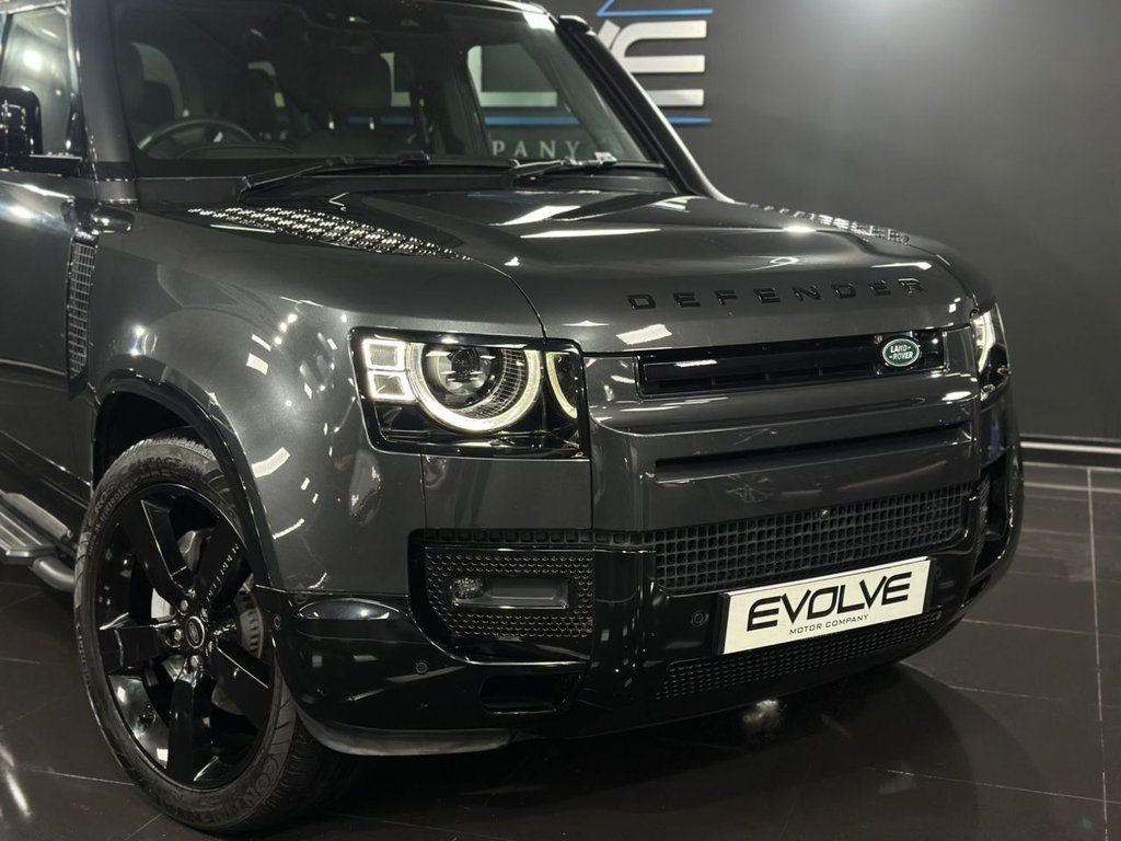 Used Land Rover Defender 2024 for sale - 76977509: Photo 14