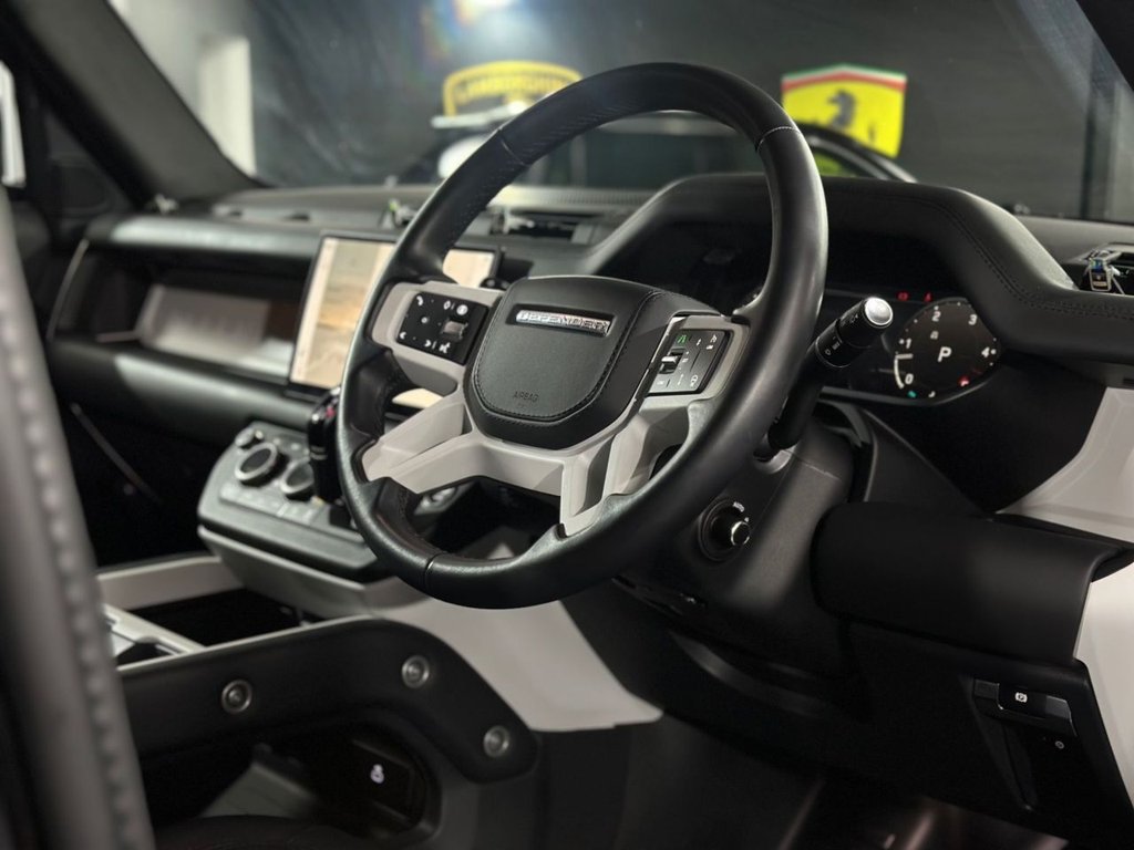 Used Land Rover Defender 2024 for sale - 76977509: Photo 16