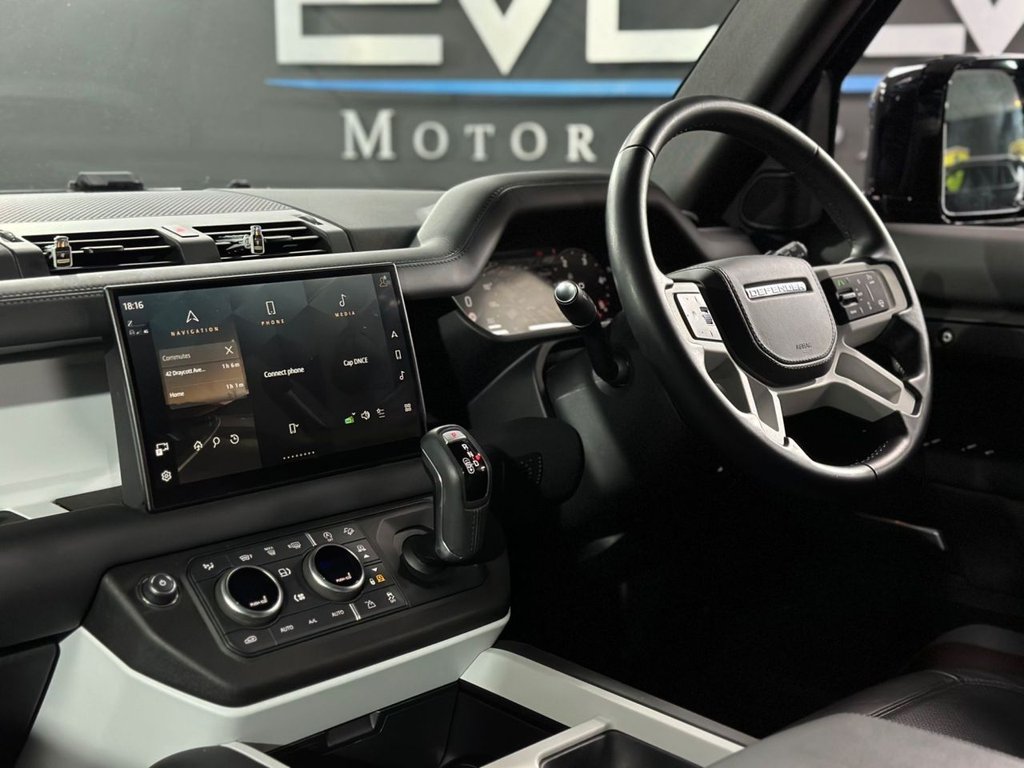 Used Land Rover Defender 2024 for sale - 76977509: Photo 18