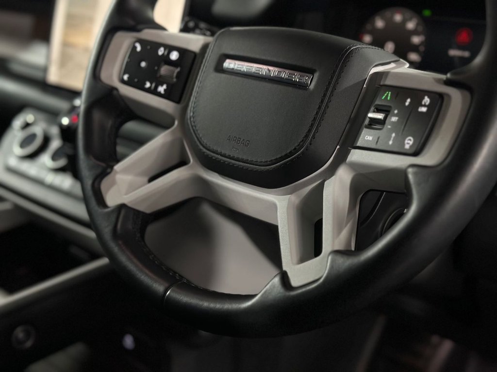 Used Land Rover Defender 2024 for sale - 76977509: Photo 19