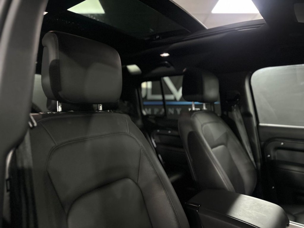 Used Land Rover Defender 2024 for sale - 76977509: Photo 25