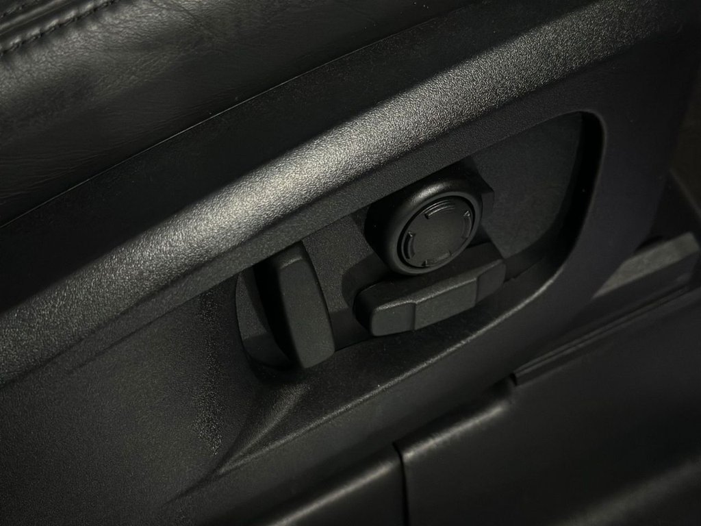 Used Land Rover Defender 2024 for sale - 76977509: Photo 27