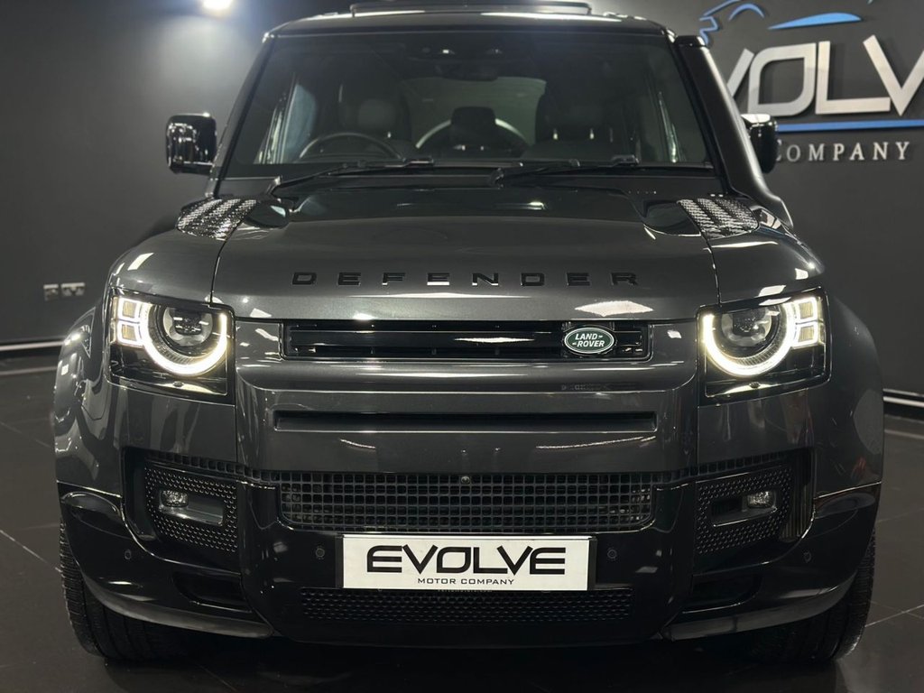 Used Land Rover Defender 2024 for sale - 76977509: Photo 4