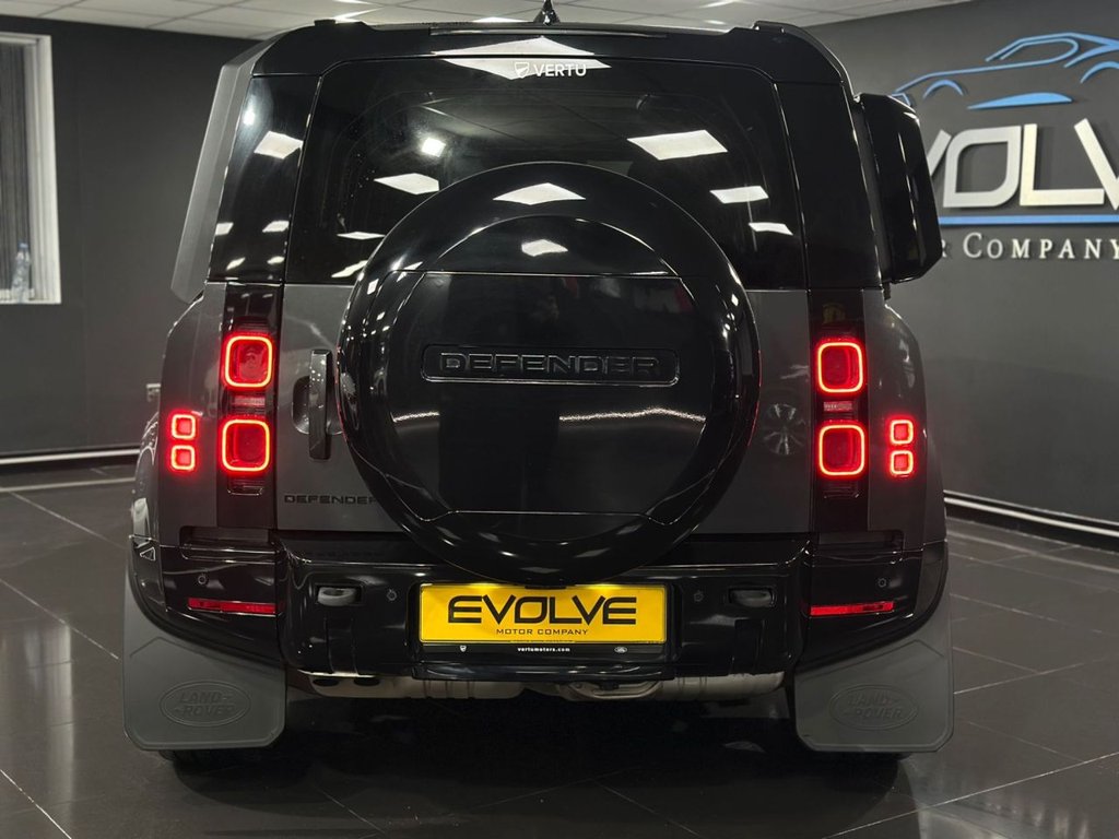 Used Land Rover Defender 2024 for sale - 76977509: Photo 5