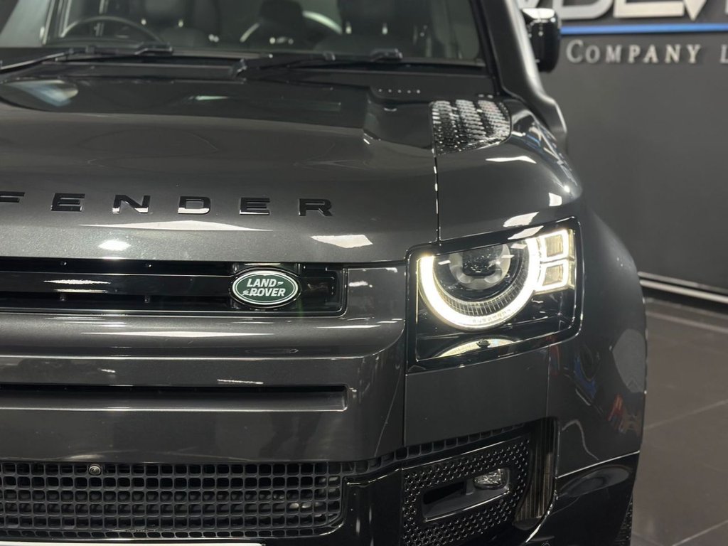 Used Land Rover Defender 2024 for sale - 76977509: Photo 6