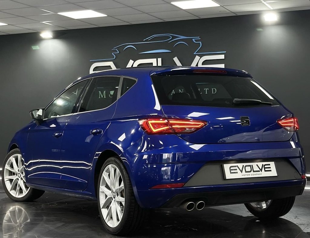 Used SEAT Leon 2019 for sale - 76610339: Photo 2