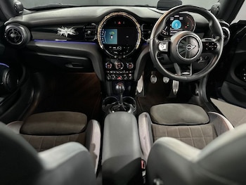 Used MINI Hatch 2022 for sale - 78924008: Photo