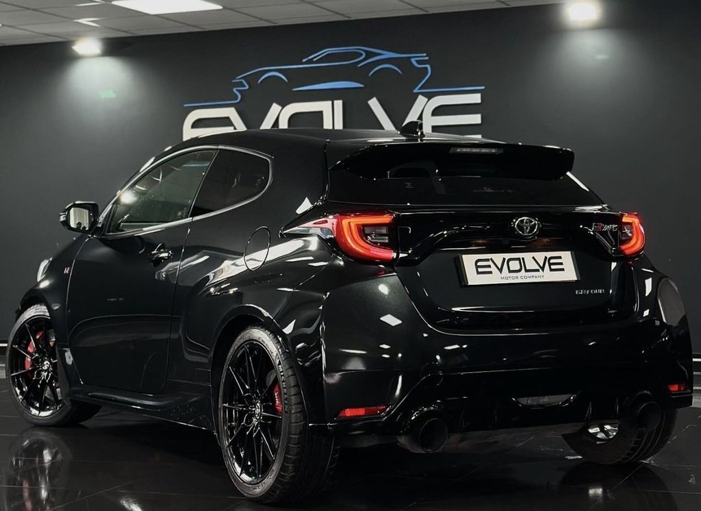 Used Toyota Yaris 2021 for sale - 77780821: Photo 2