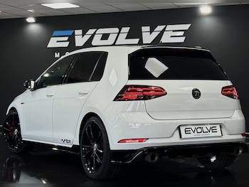 Used Volkswagen Golf 2019 for sale - 77991306: Photo