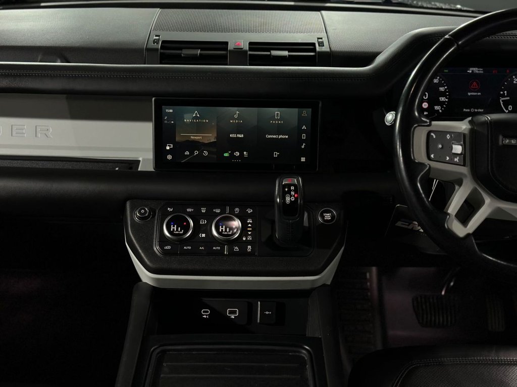 Used Land Rover Defender 2021 for sale - 77792115: Photo 20