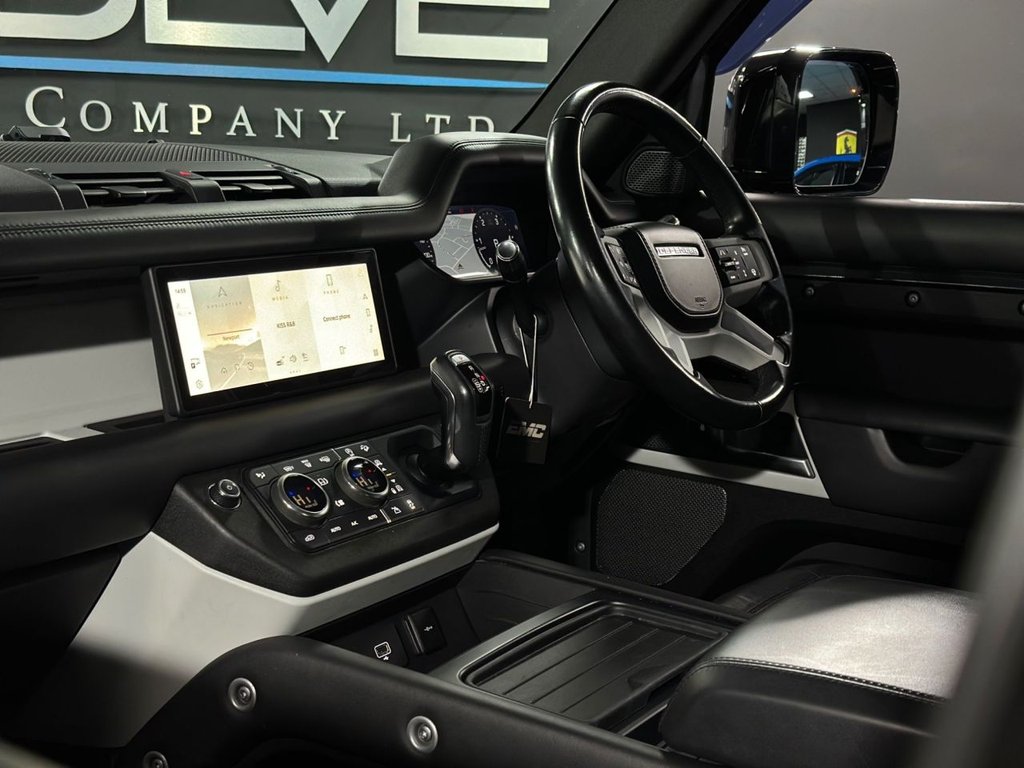 Used Land Rover Defender 2021 for sale - 77792115: Photo 21