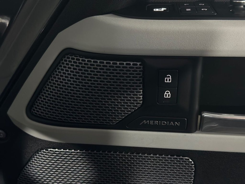 Used Land Rover Defender 2021 for sale - 77792115: Photo 26