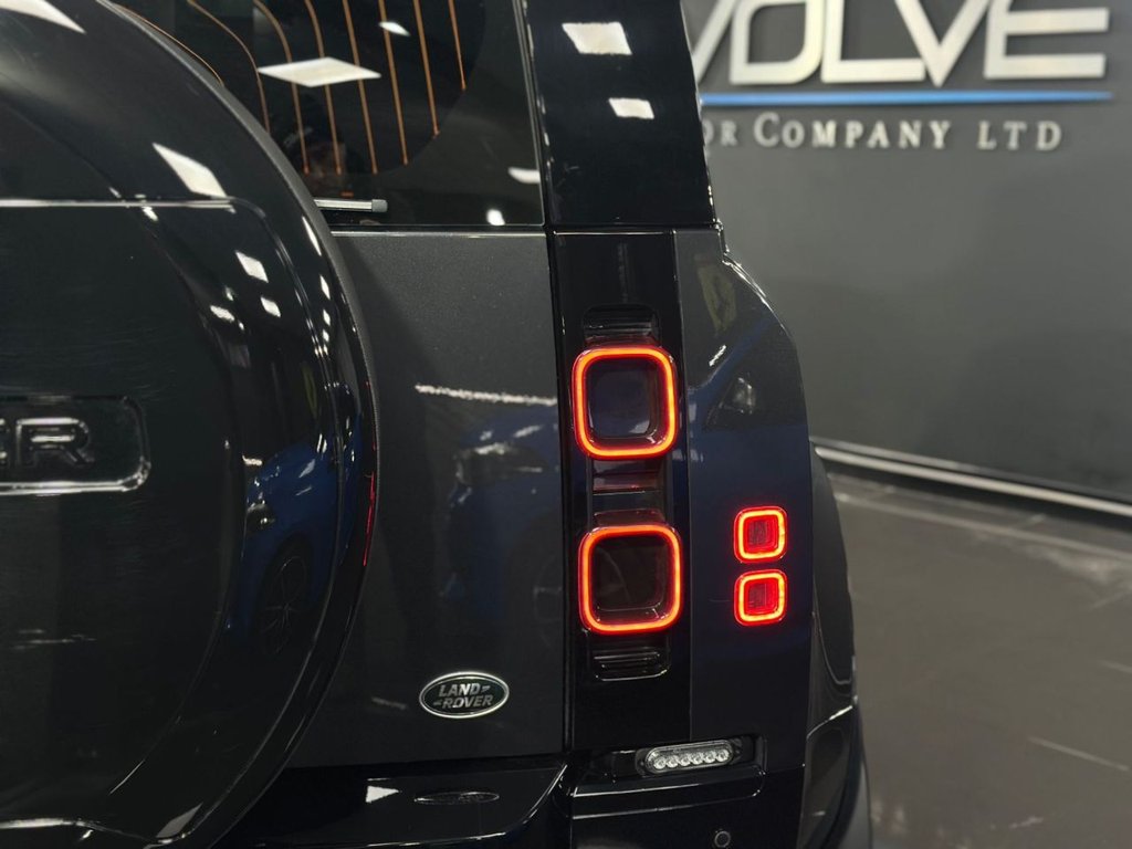 Used Land Rover Defender 2021 for sale - 77792115: Photo 7