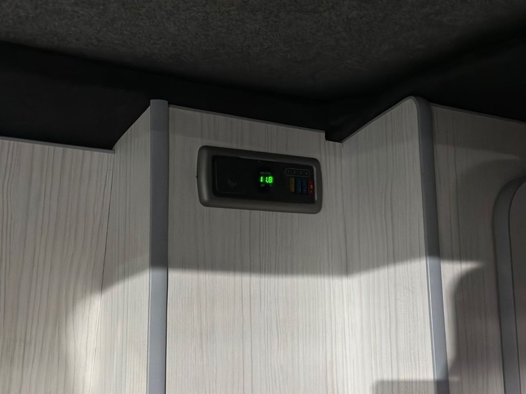 Used Volkswagen Transporter 2016 for sale - 77600187: Photo 30